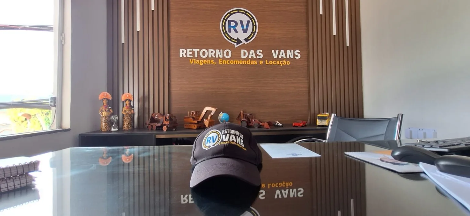 Escritório da Retorno das Vans com logomarca